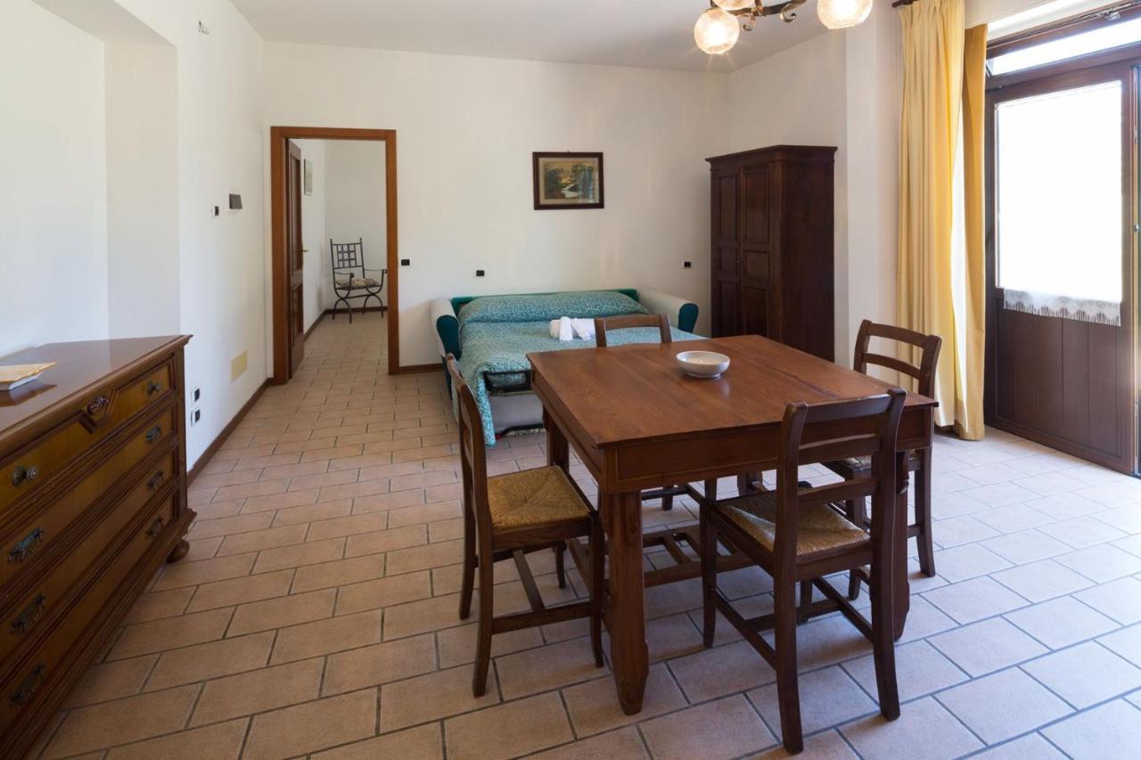 Agriturismo Casella Del Piano Gubbio Luaran gambar