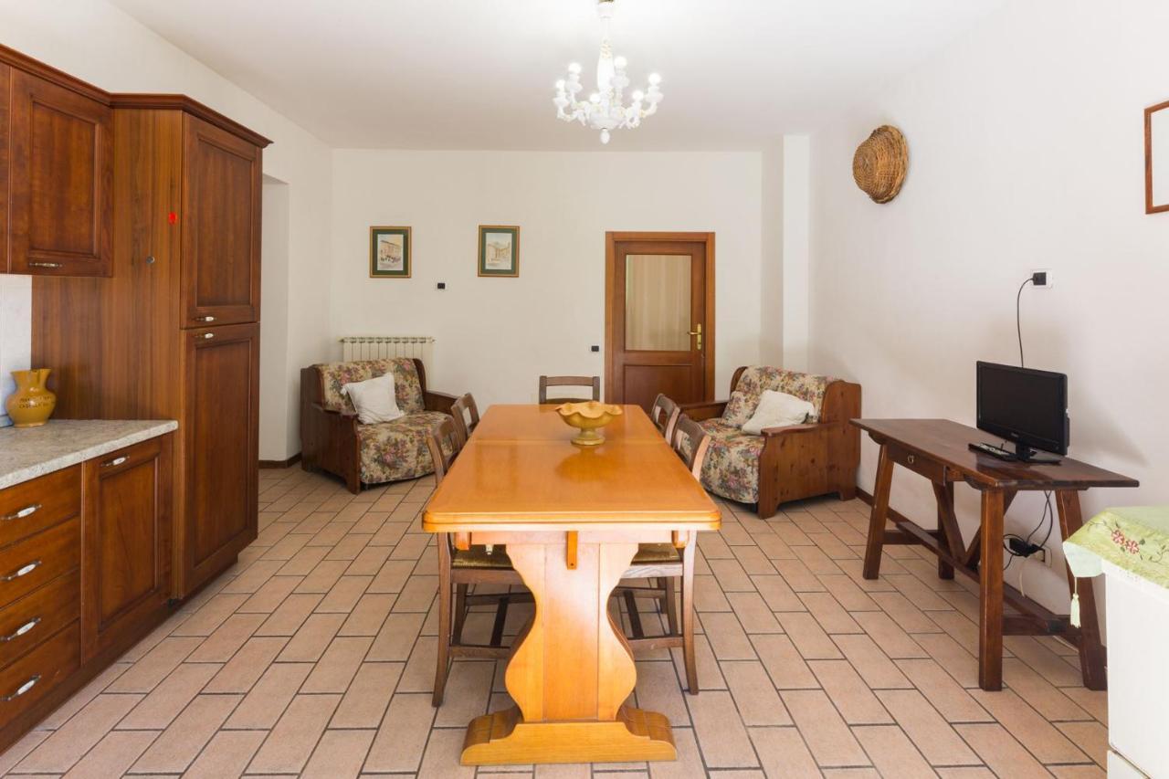 Agriturismo Casella Del Piano Gubbio Luaran gambar