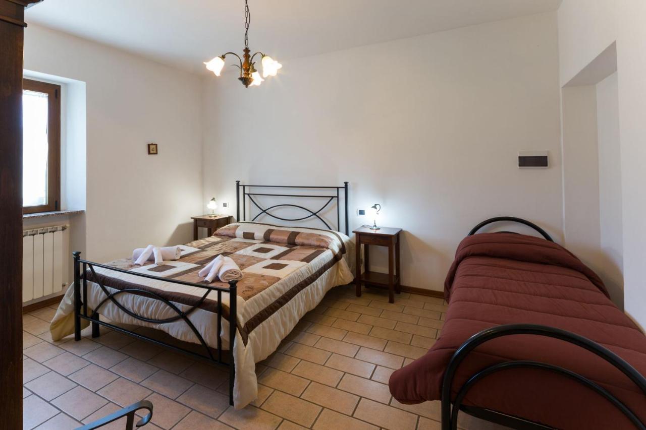 Agriturismo Casella Del Piano Gubbio Luaran gambar