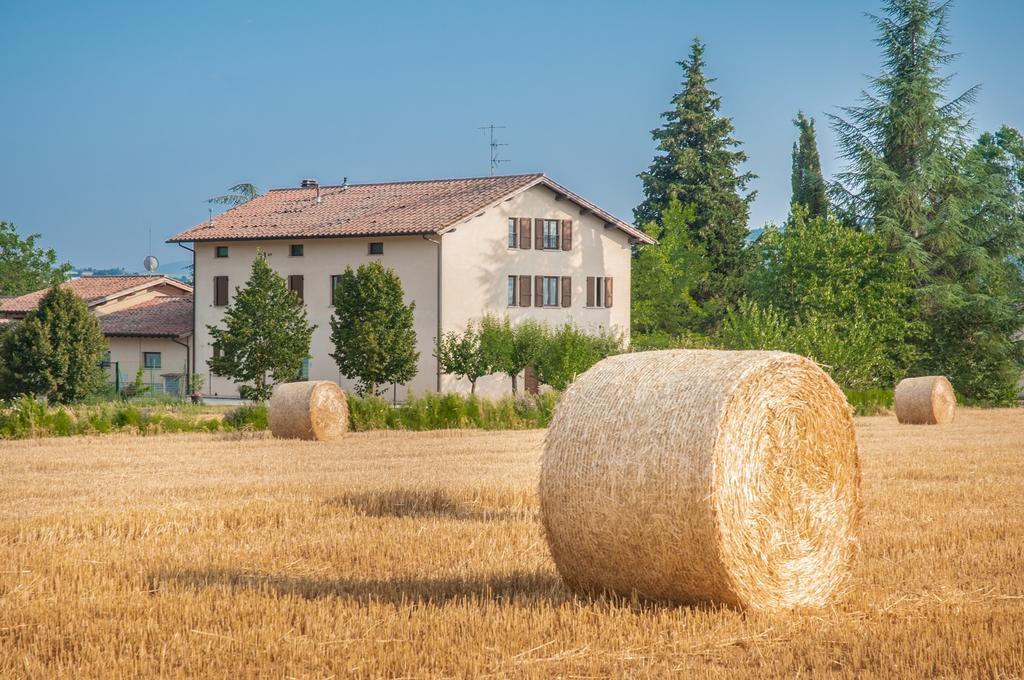 Agriturismo Casella Del Piano Gubbio Luaran gambar